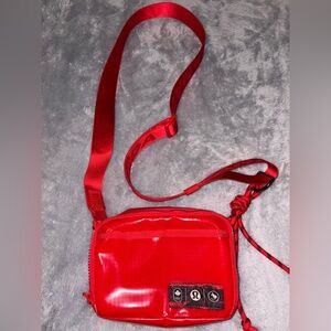 Lululemon belt bag Team Canada edition limited-release NWOT never worn